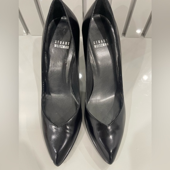 Stuart Weitzman Women’s Black Leather Eva 100 pointed toe pump in 38 - Picture 3 of 5